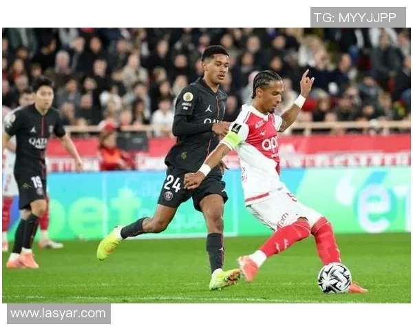 德甲惊现冷门尤文图斯逆转巴黎圣日耳曼引发全场轰动