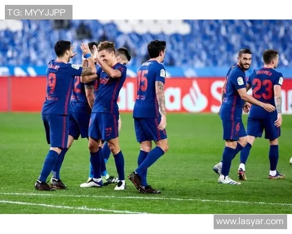 西甲激战那不勒斯逆转曼联绝杀时刻点燃全场激情