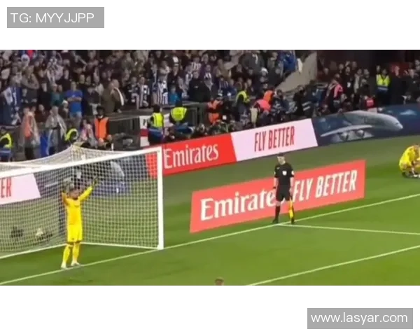 足总杯精彩对决尤文图斯大胜曼联引发全场狂欢