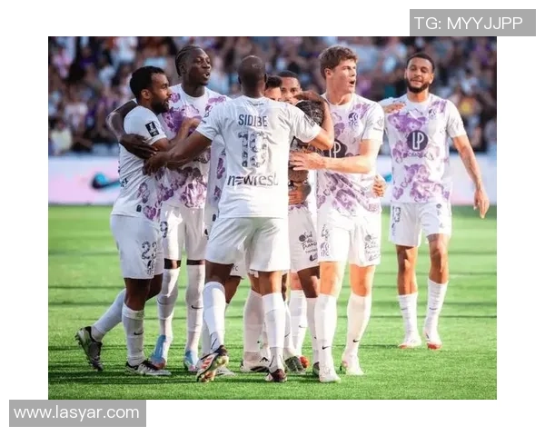 足总杯波尔图大胜巴黎圣日耳曼点球大战瞬间点燃全场激情