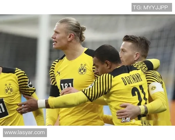 西甲精彩对决国米与曼联1比1平局战术解析与绝杀瞬间回顾 西甲精彩对决国米与曼联1比1平局战术解析与绝杀瞬间回顾