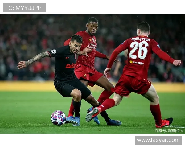 西甲激战曼城与利物浦战平逆转瞬间点燃全场激情与转会传闻 西甲激战曼城与利物浦战平逆转瞬间点燃全场激情与转会传闻