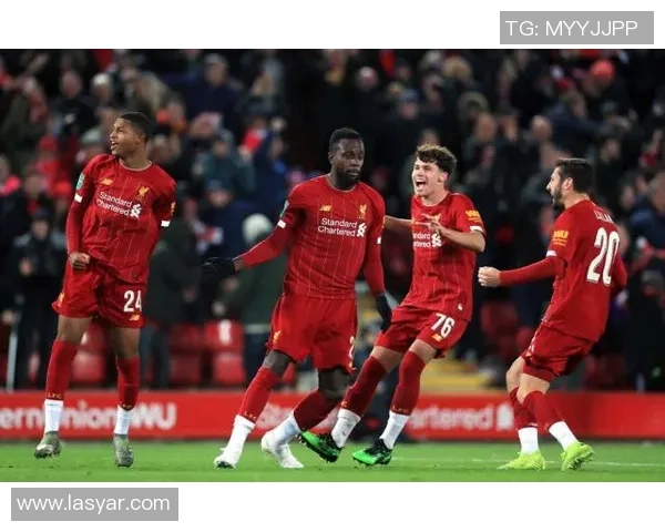 意甲激战本菲卡与阿森纳战成平局红牌事件引发全场热议与转会猜测 意甲激战本菲卡与阿森纳战成平局红牌事件引发全场热议与转会猜测