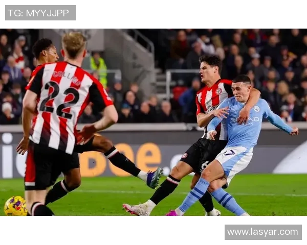 足总杯精彩对决曼城逆转利物浦帽子戏法引爆全场激情时刻分析