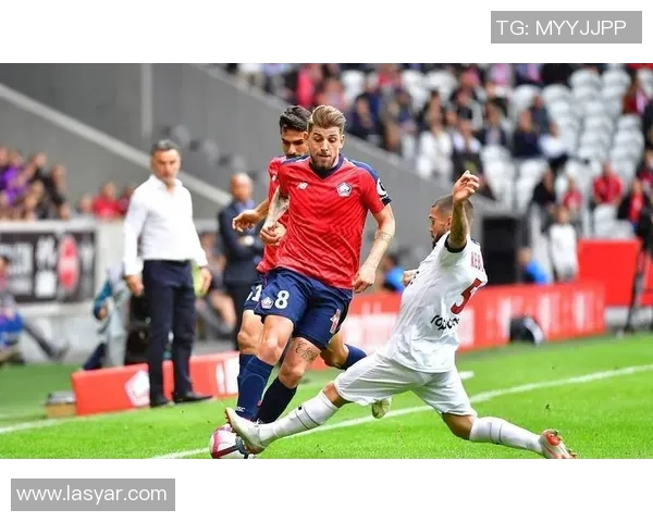 足总杯精彩对决多特蒙德大胜那不勒斯神奇扑救点燃全场激情 足总杯精彩对决多特蒙德大胜那不勒斯神奇扑救点燃全场激情